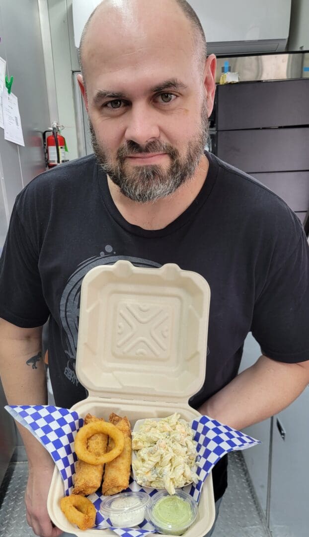 https://lyfcountrykitchen.com/wp-content/uploads/2023/03/Chris-and-2-eggroll-combo.jpg